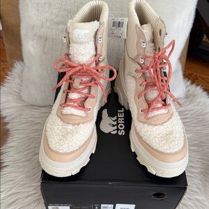 Sorel Brex Women's Neutral Waterproof Winter Boots. Generous 8 NWT & box